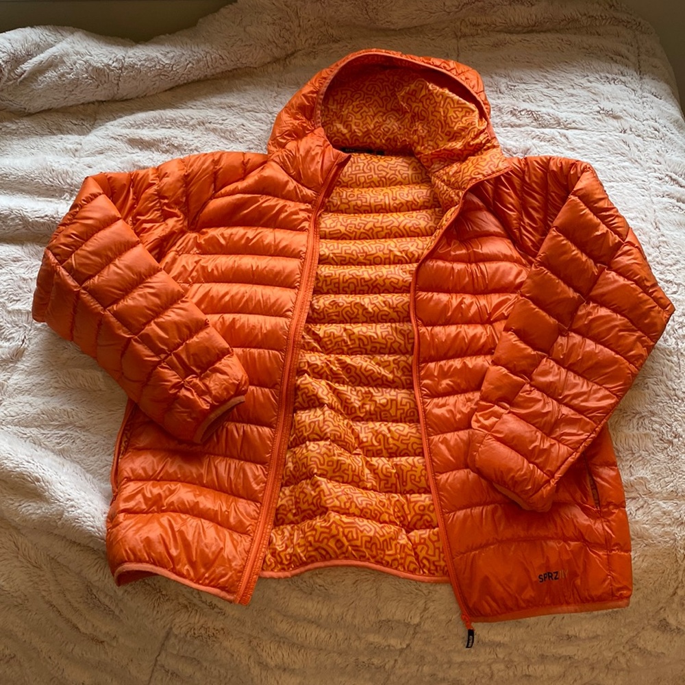 Uniqlo SPRZ NY Keith Haring down jacket - Orange, size large